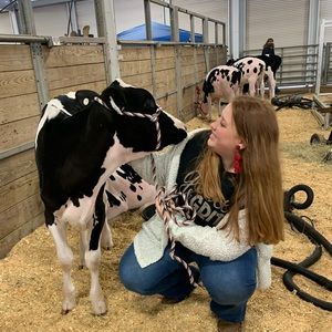 Meet your Posher, Cara